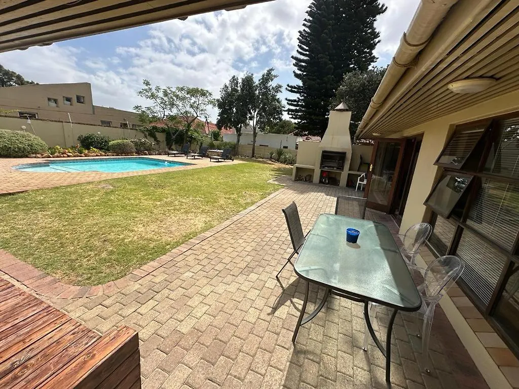 Vero Guest House Cape Town 4*,